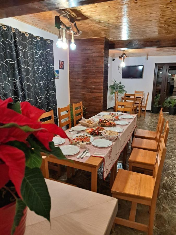 Hanul Doftana Trăisteni Extérieur photo