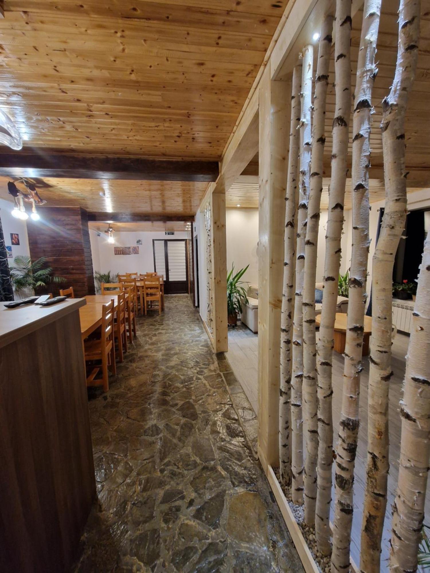 Hanul Doftana Trăisteni Extérieur photo